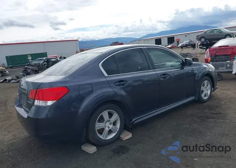 2010 Subaru Legacy 2.5I z USA, uszkodzony, nr VIN 4S3BMCA67A3228465